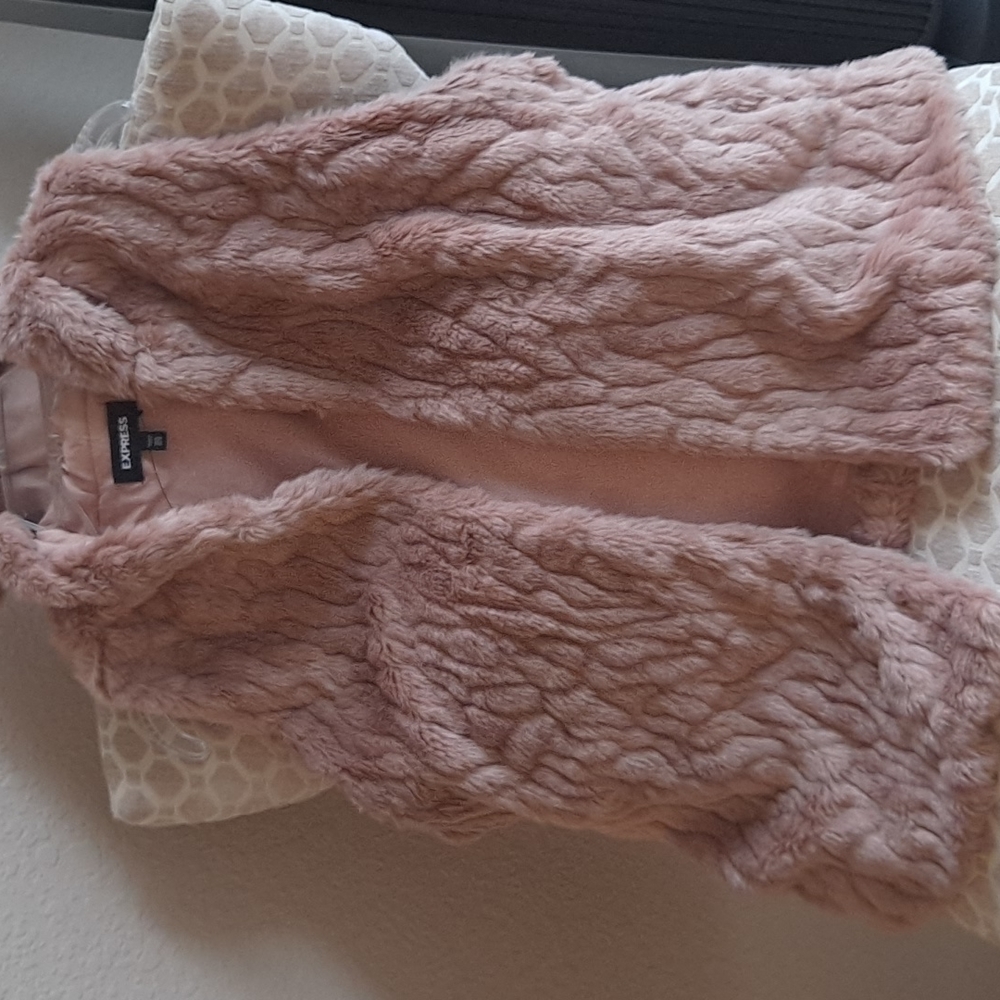 Express faux fur vest size M/L
